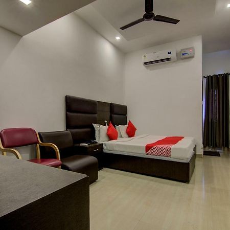 Hotel Sai International Chennai Ngoại thất bức ảnh